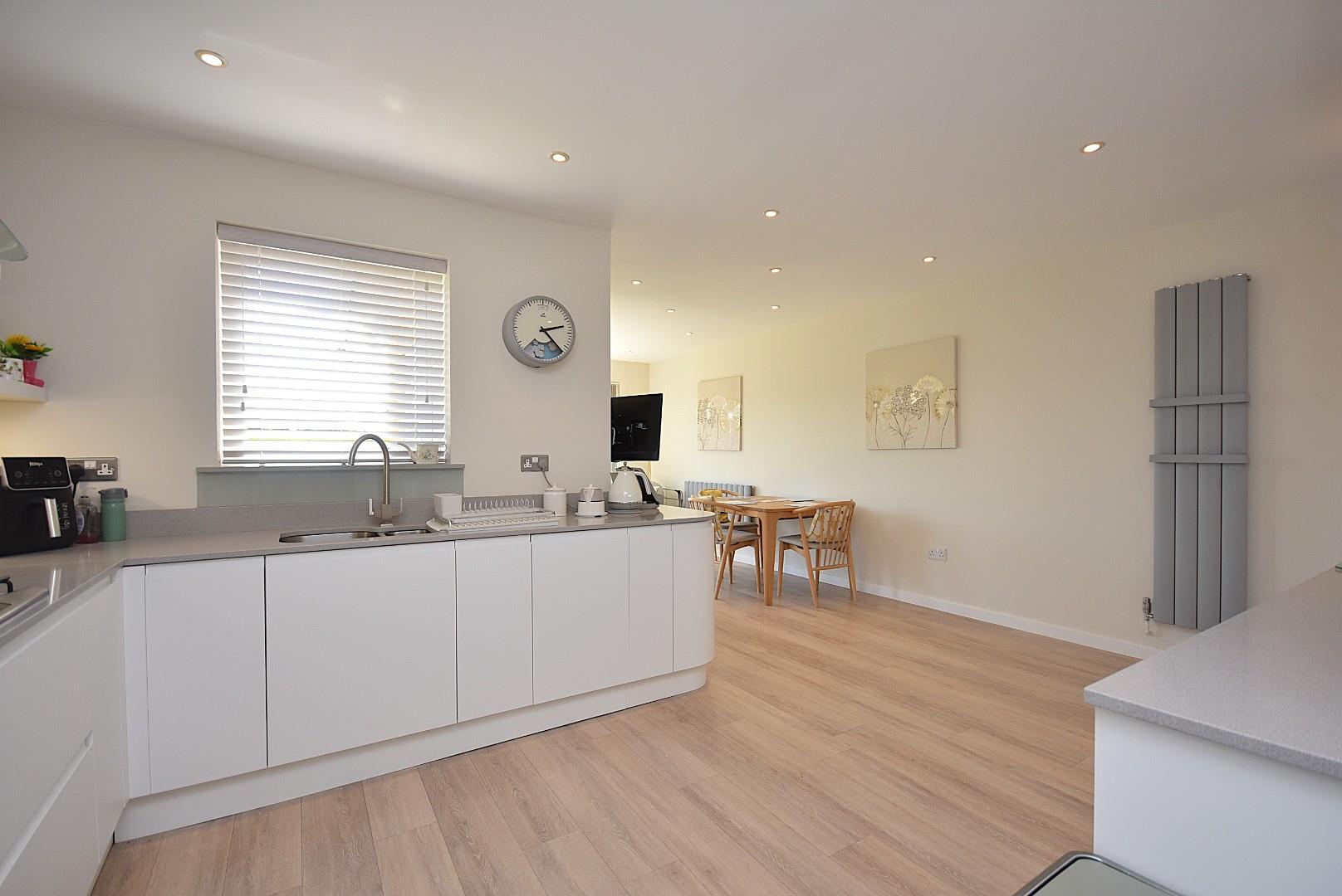 13 Wye Close, Barry, CF62 7TF